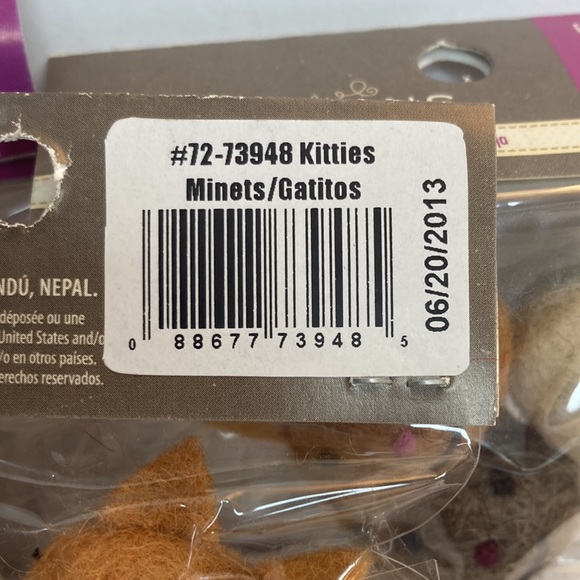 Cat Faces Embellishments Needle Felting 100% Wool Felt Crafts Dimensions - Picture 10 of 13